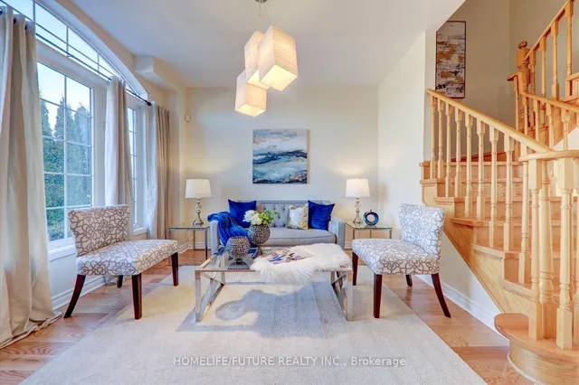 Additional image 10 of 11 Siskin Terr