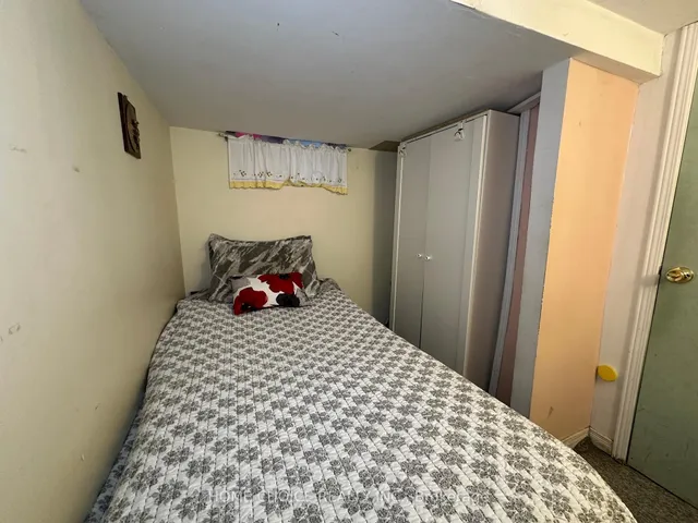 Additional image 12 of 952 Greenwood Ave