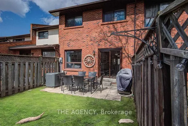 Additional image 15 of 93 Foster Cres Unit 93