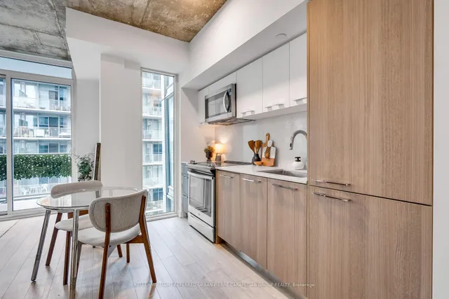 Additional image 19 of 15 Baseball Pl Unit 1002