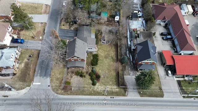 Additional image 42 of 56 Woolwich St