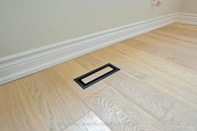 Additional image 34 of 92 East Ave