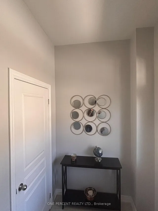 Additional image 2 of 42 Adventura Rd