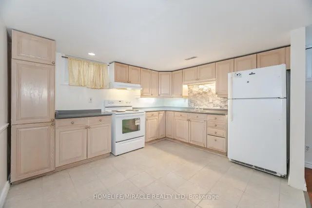 Additional image 22 of 18 Albion Cres