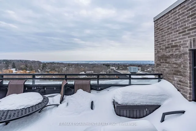 Additional image 35 of 30 Hamilton St Unit 703