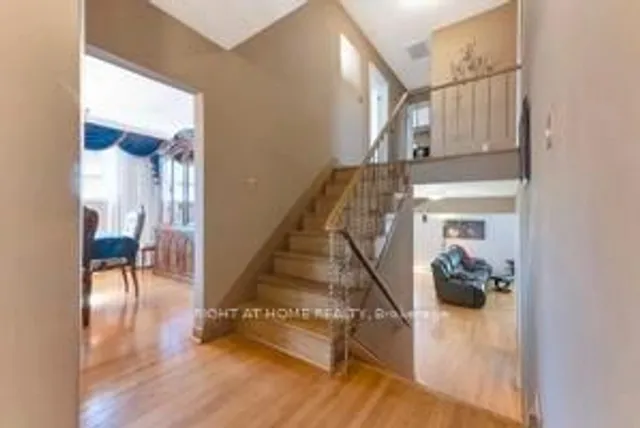 Additional image 7 of 3592 Stonecreek Cres