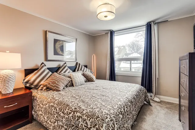 Additional image 24 of 135 Grosvenor Ave