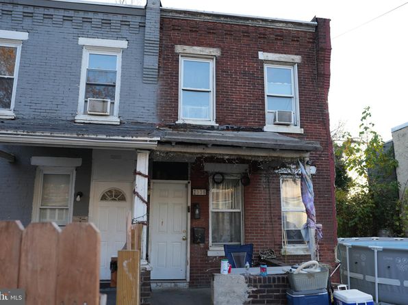 2336 S 72nd St, Philadelphia, PA 19142