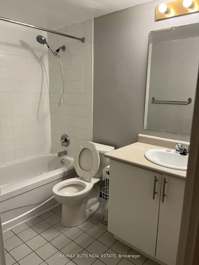 Additional image 11 of 92 King St Unit 612+P2-46