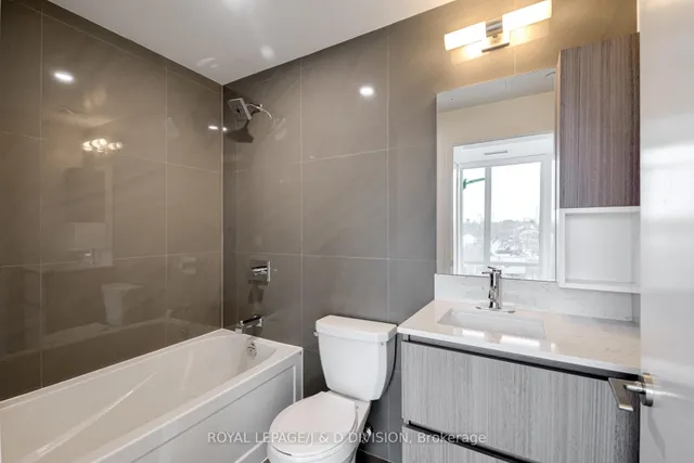 Additional image 20 of 665 Queen St Unit 517