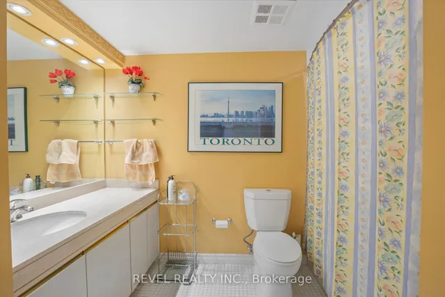 Additional image 6 of 65 Harbour Sq Unit 2410