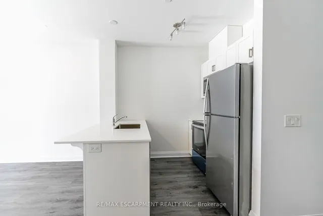 Additional image 10 of 1936 Rymal Rd Unit 510