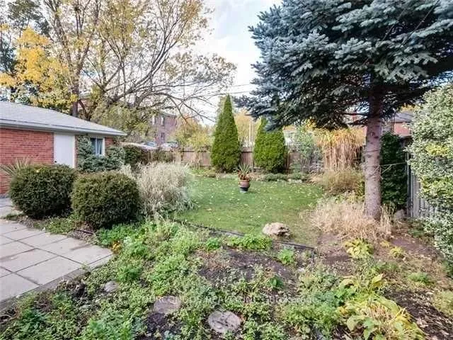 Additional image 11 of 308 Maplehurst Ave