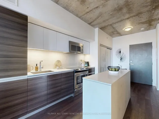 Additional image 6 of 1238 Dundas St Unit 613