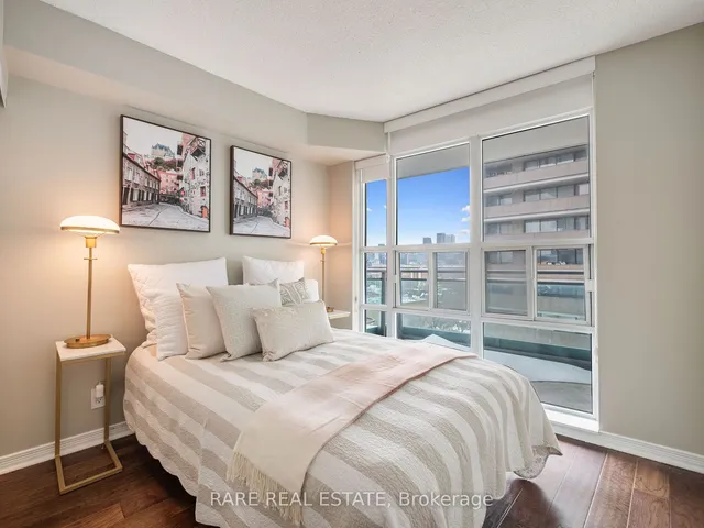 Additional image 12 of 736 Spadina Ave Unit 1111