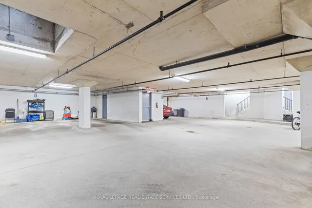 Additional image 37 of 2110 New St Unit 8