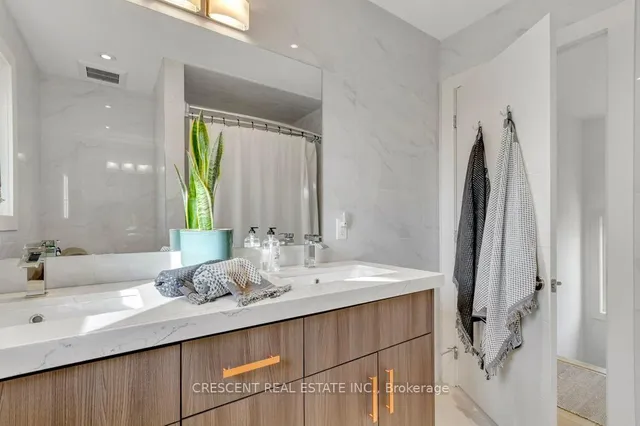 Additional image 35 of 1204 Islington Ave