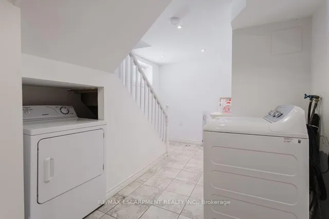 Additional image 22 of 86 South Oval