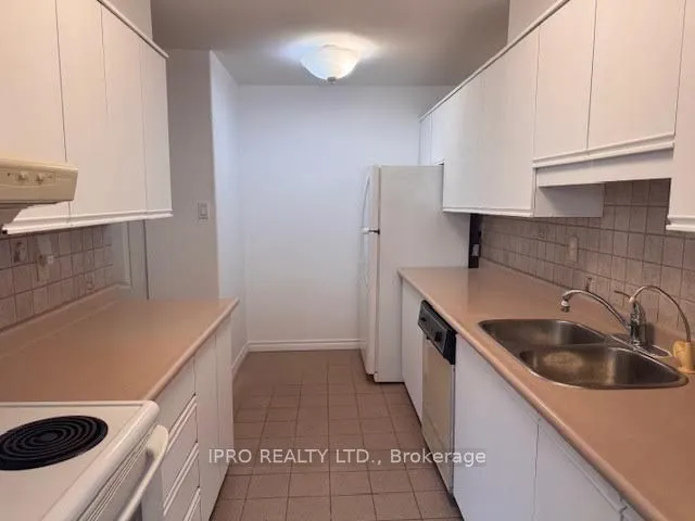 Additional image 28 of 65 Southport St Unit 606