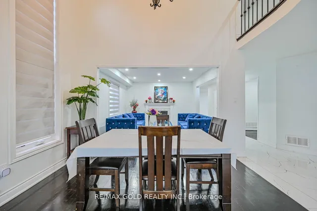 Additional image 8 of 247 Cresthaven Rd