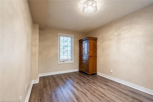 Additional image 17 of 990 Golf Links Rd Unit 106