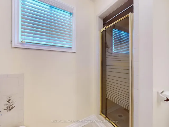 Additional image 16 of 33 Evenwood Ave