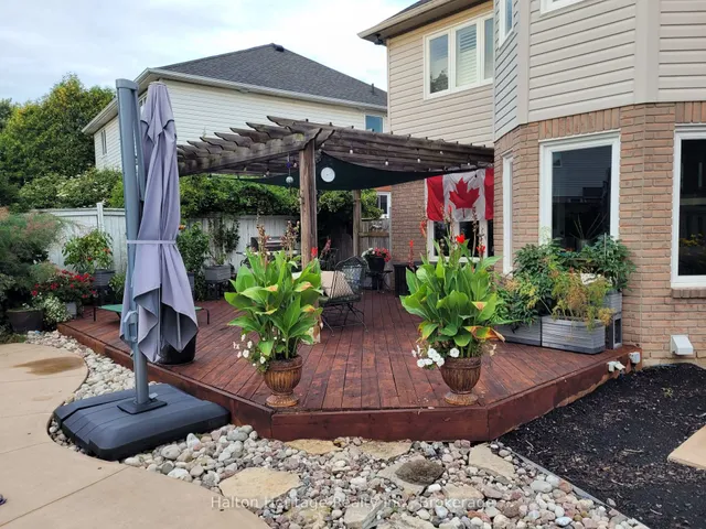 Additional image 33 of 57 Longyear Dr