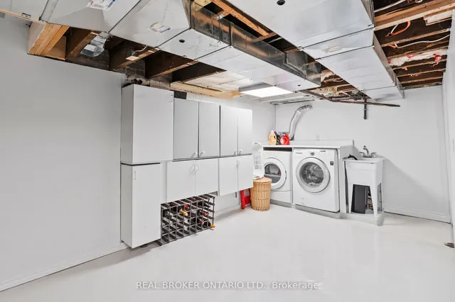 Additional image 22 of 32 Monarch Park Ave