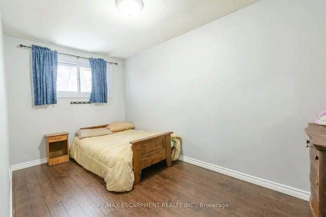 Additional image 24 of 117 Anna Capri Dr