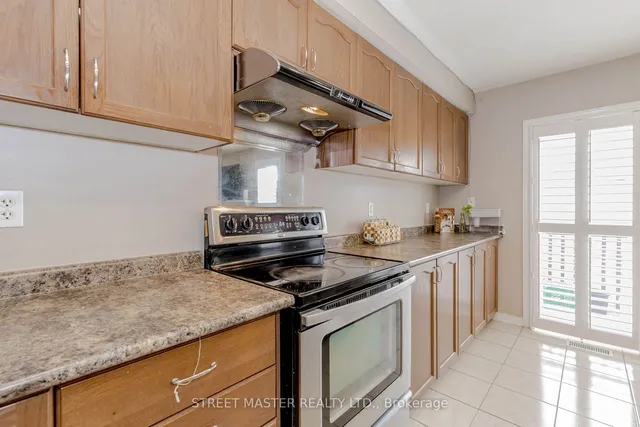 Additional image 16 of 72 Newington Cres