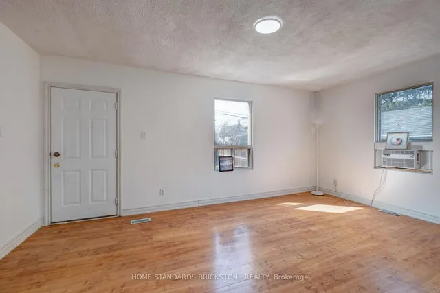 Additional image 16 of 14 Nineteenth St