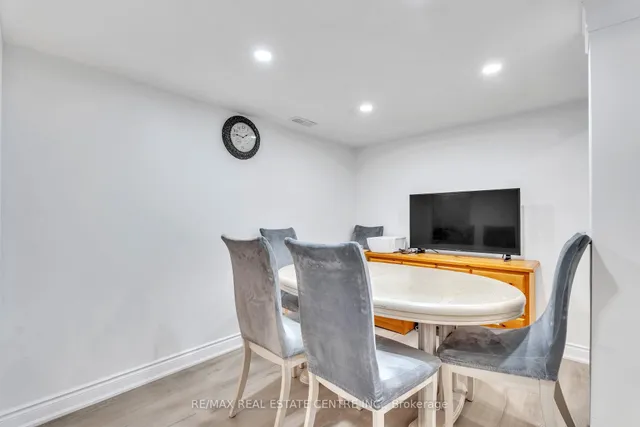 Additional image 36 of 48 Isaiah Dr