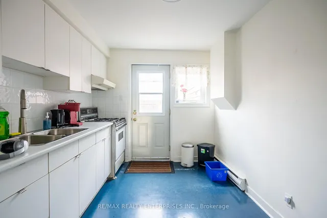 Additional image 9 of 109 Huron St