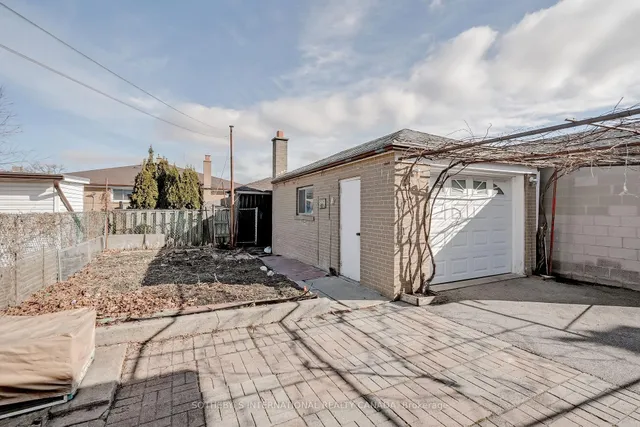 Additional image 32 of 160 Spenvalley Dr