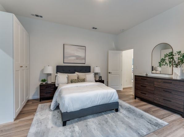 Additional image 16 of 323 S Montclair Ave, Dallas, TX 75208
