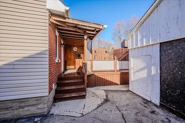 Additional image 14 of 478 Greenfield Ave