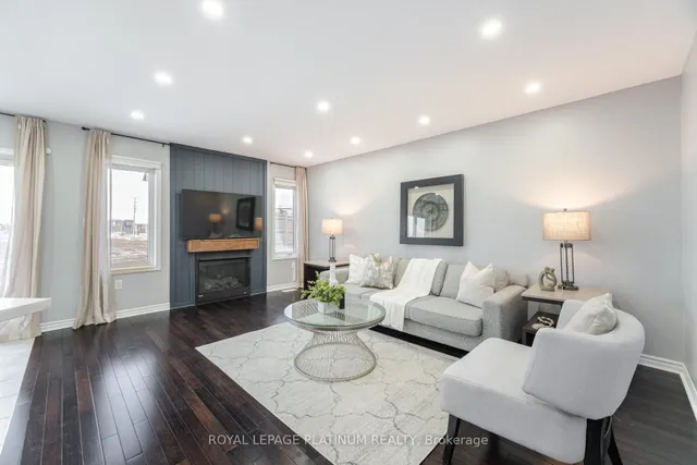 Additional image 16 of 624 Laking Terr