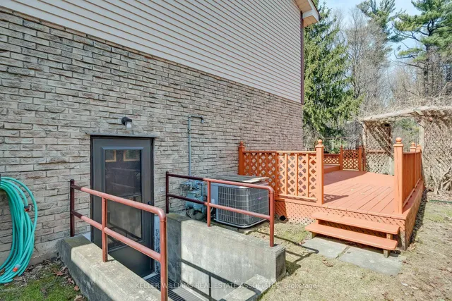 Additional image 34 of 7228 Ridgeland Cres