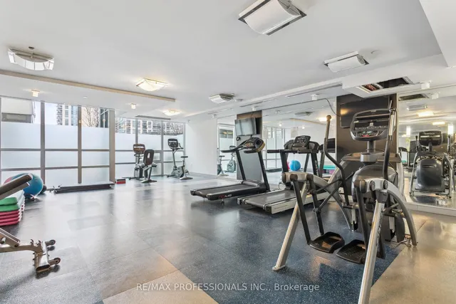 Additional image 19 of 8 Fieldway Rd Unit 303