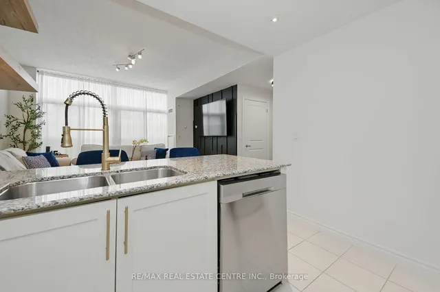 Additional image 15 of 427 Aberdeen Ave Unit 401