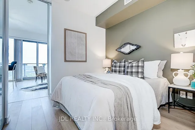 Additional image 10 of 390 CHERRY St Unit 1506