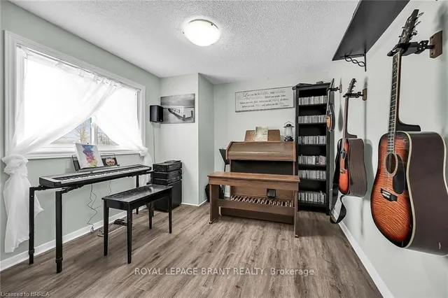 Additional image 32 of 16 Hillsdale Crt