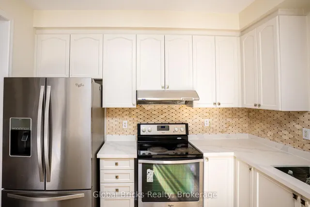 Additional image 16 of 37 Seafair Cres