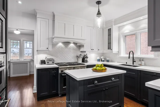 Additional image 12 of 28 Thompson Ave