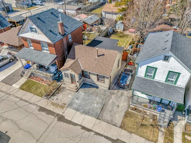 Additional image 27 of 159 Grosvenor Ave