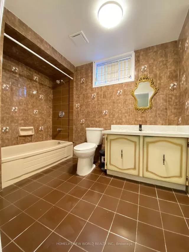 Additional image 19 of 290 Sheppard Ave