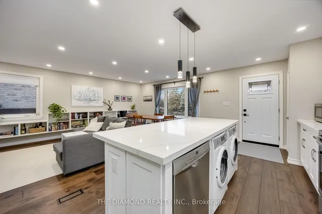 Additional image 17 of 21 Gracefield Ave