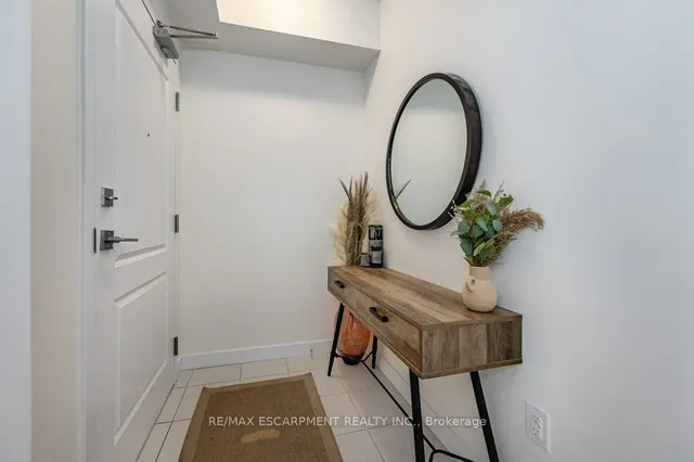 Additional image 6 of 450 Dundas St Unit 436