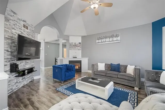 Additional image 17 of 524 Woodfield Crt