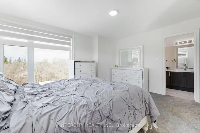 Additional image 31 of 19 Queenpost Dr